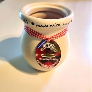 Ceramic Jar with Apple Scented Candle